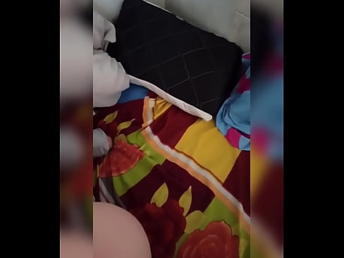 ❤️ Ҳамҳуҷраи ман дар хона танҳо мемонад, зеро шавҳараш ба рухсатӣ меравад ва ман аз фурсат истифода бурда, ӯро сиҳат мекунам ва харашро аз шир пур мекунам ❤️ Синси босифат дар мо ❌❤